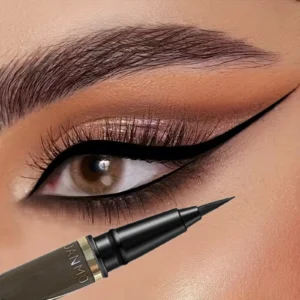 Liquid Eyeliner Pens Set